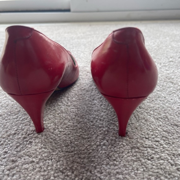 Red heels good condition minimal use. - Picture 2 of 6